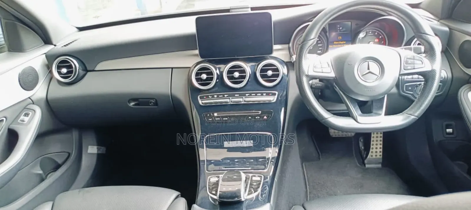 Mercedes-Benz C180 2017 Blue