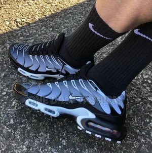 Nike Tn Sneakers 5899