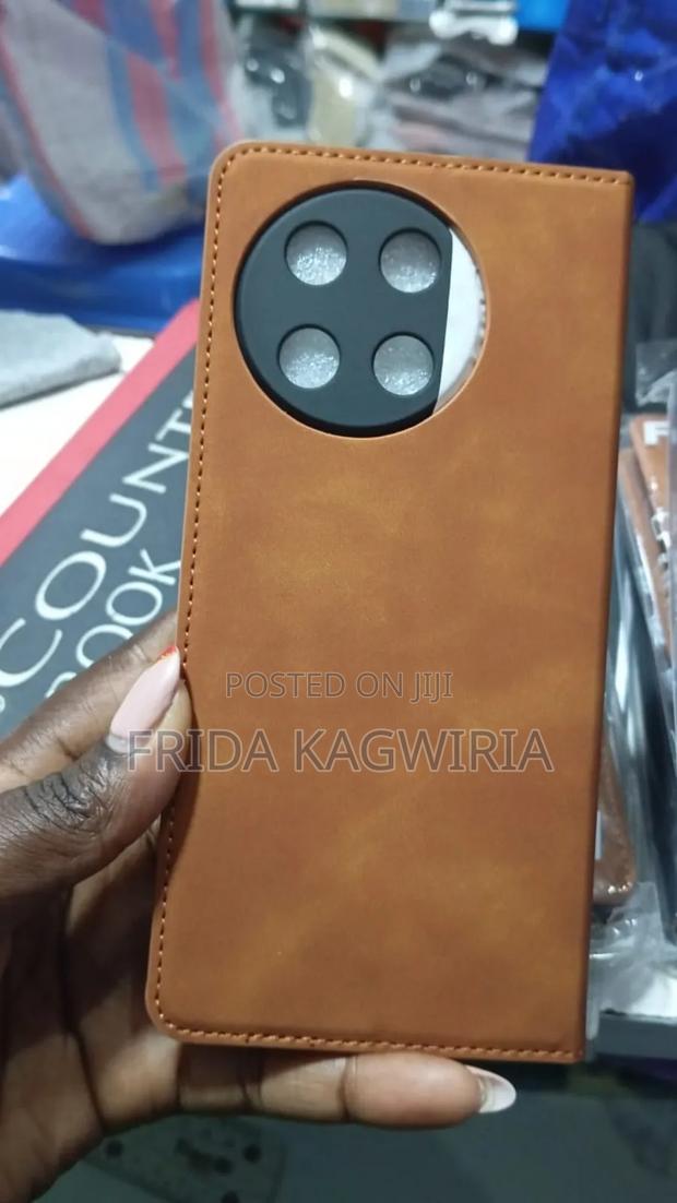 Tecno Camon 30s Leather Flip Case - thumbnail 2