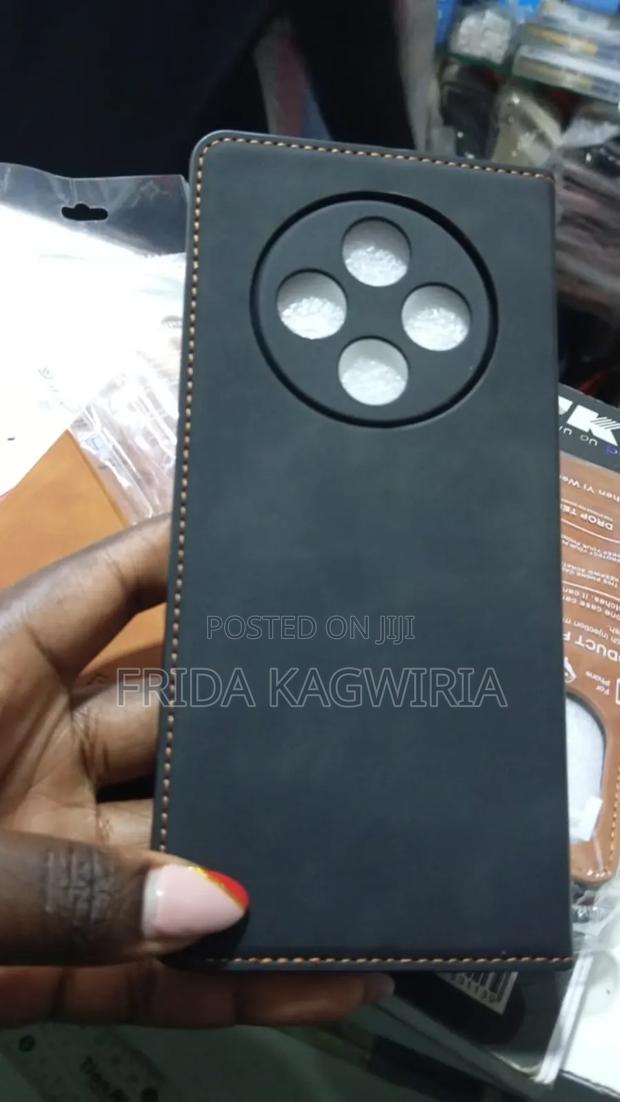 Tecno Spark 30 4g Leather Flip Case - thumbnail 3