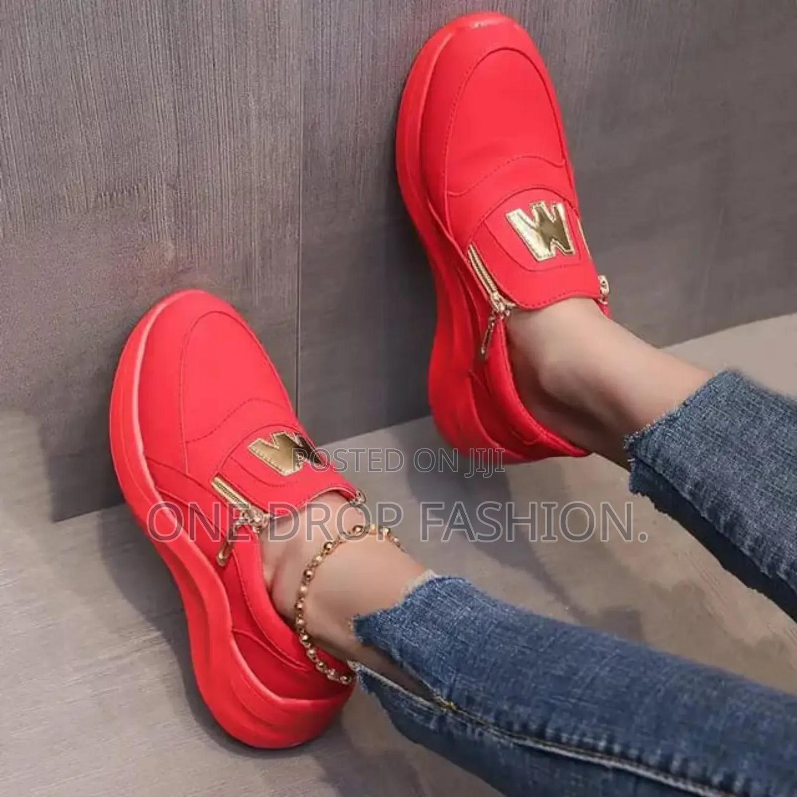 M Sneakers 69