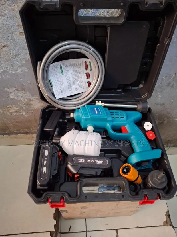 Cordless Pressure Washer Machine Makita - thumbnail 4