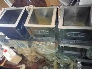 Brand New Concrete Test Cubes/Moulds