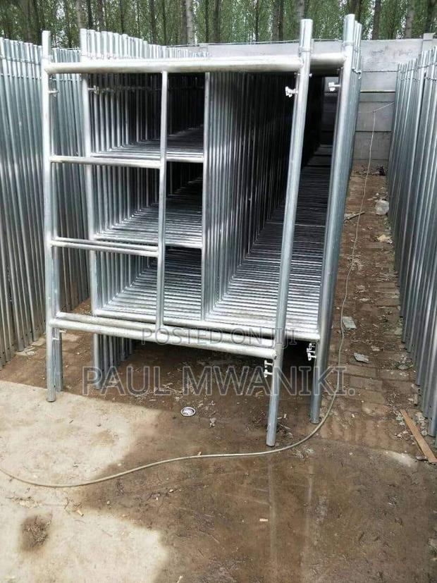Scaf-folds Ladders Available