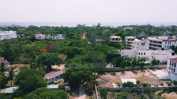 Half Acre Third Row Prime Land in Central Diani - thumbnail 3