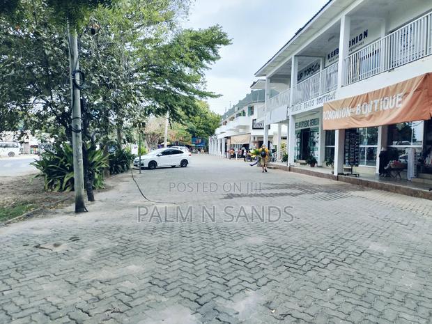 Half Acre Third Row Prime Land in Central Diani - thumbnail 4