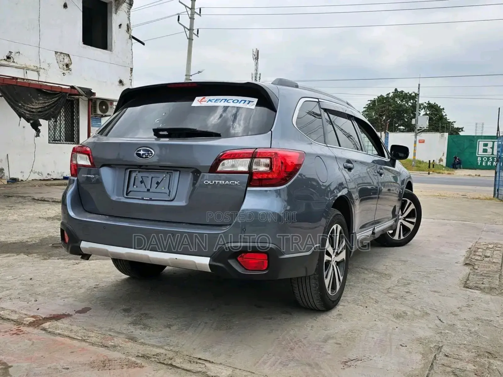 Subaru Outback 2018 Gray