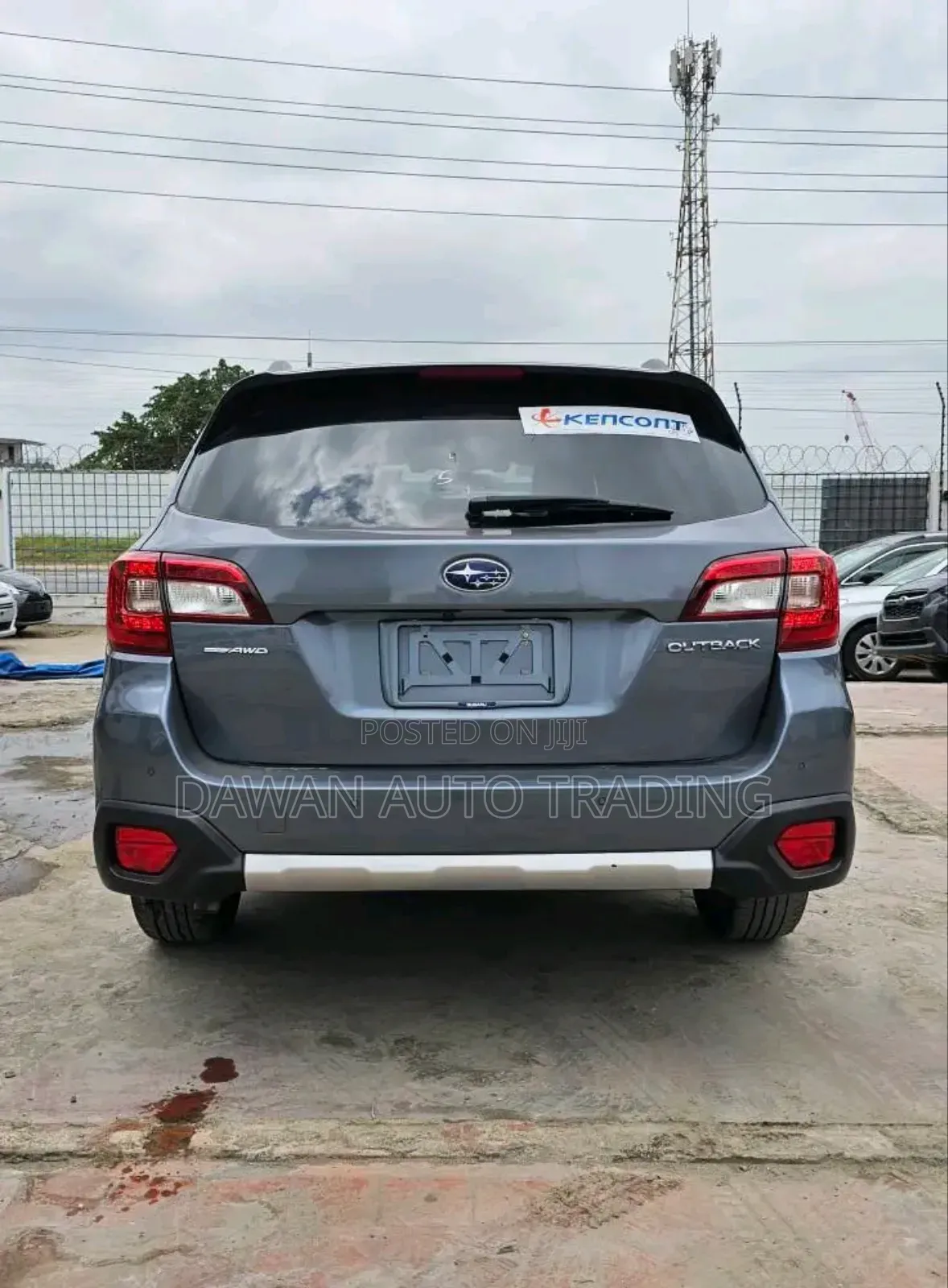 Subaru Outback 2018 Gray