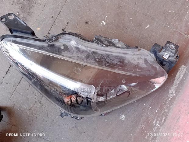 Demio 2015 Headlight DA