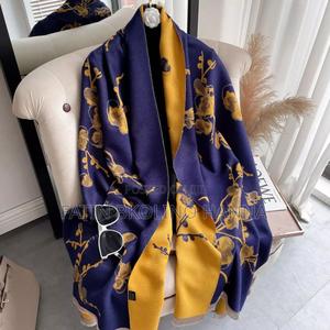 Printed Shawls - thumbnail 2