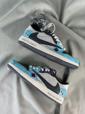 University Blue Sb Dunks 56 - thumbnail 2