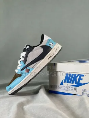 University Blue Sb Dunks 56