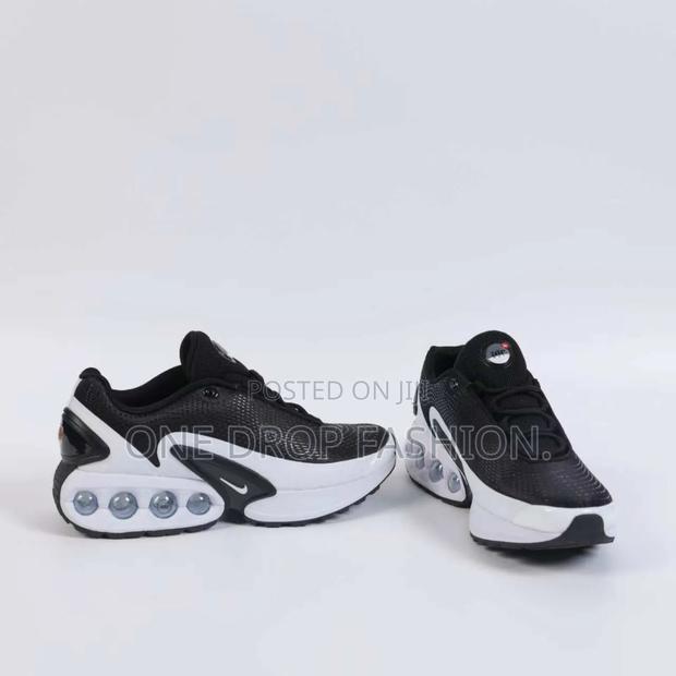 Quality Shoes 590