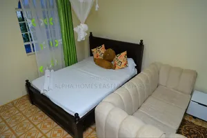 Kamakis Comfort: Spacious Studio With Easy Access to Nairobi