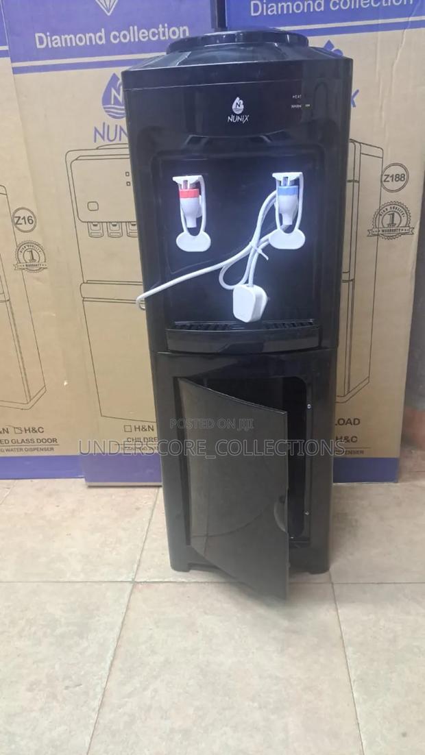 Nunix Black Dispenser