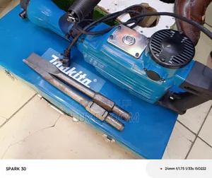 Makita Demolisher