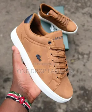 Lacoste Casuals 588