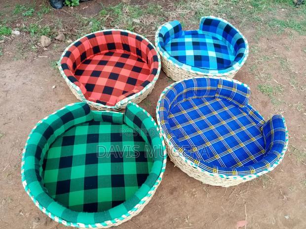 Wicker Dog Bed - 30" Diameter - main view