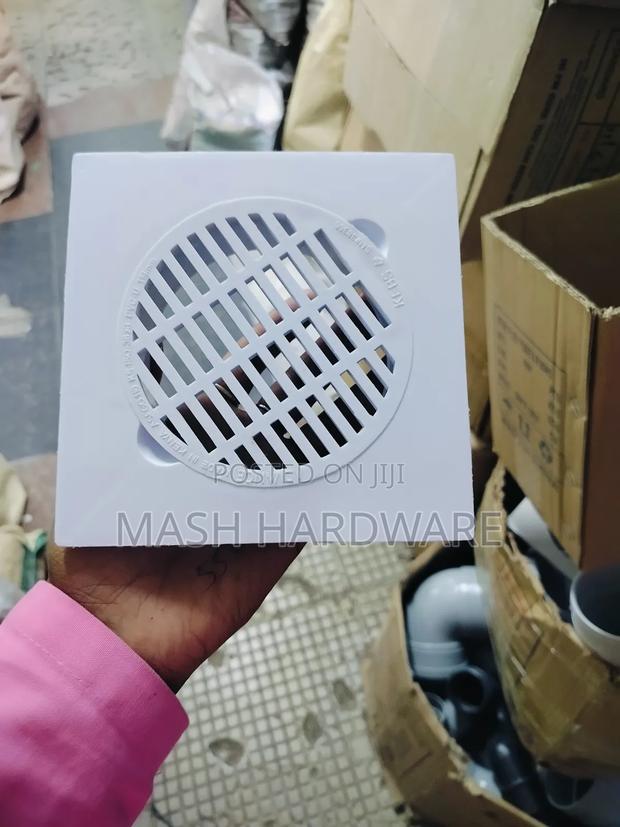 One Way 4 Way Floor Trap Cover - main view