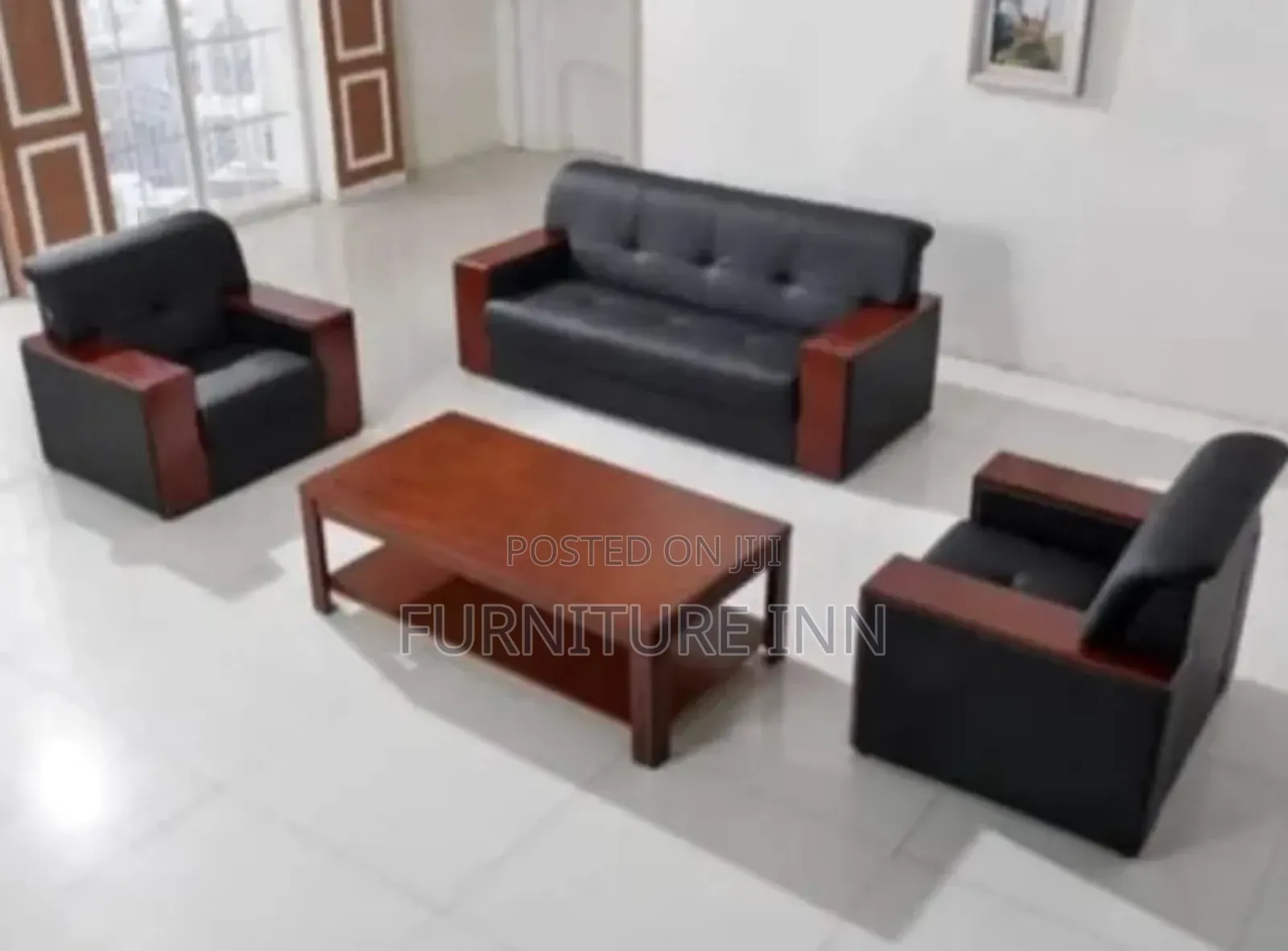 Stylish 5 Seater Office Sofa