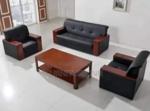 Stylish 5 Seater Office Sofa