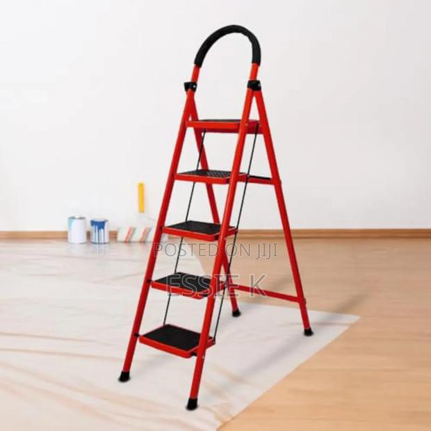 5 Steps Steel Step a-Type Ladder - main view