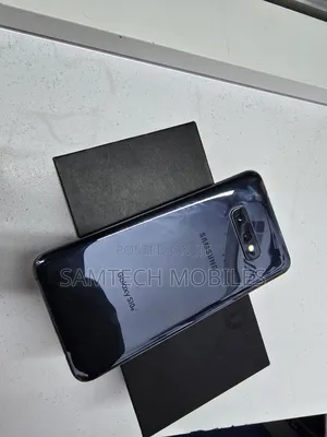 Samsung Galaxy S10e 128 GB Black