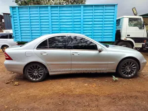 Mercedes-Benz C200 2003 Silver