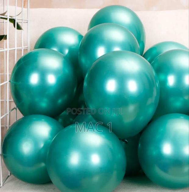 Metallic Finish Luxury Balloons - main view