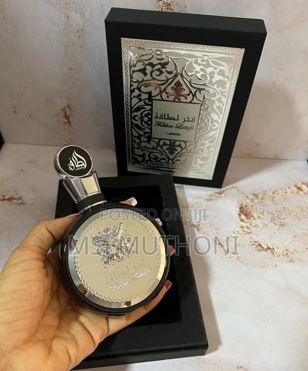 Fakhar Black by Lattafa Perfumes Available - thumbnail 5