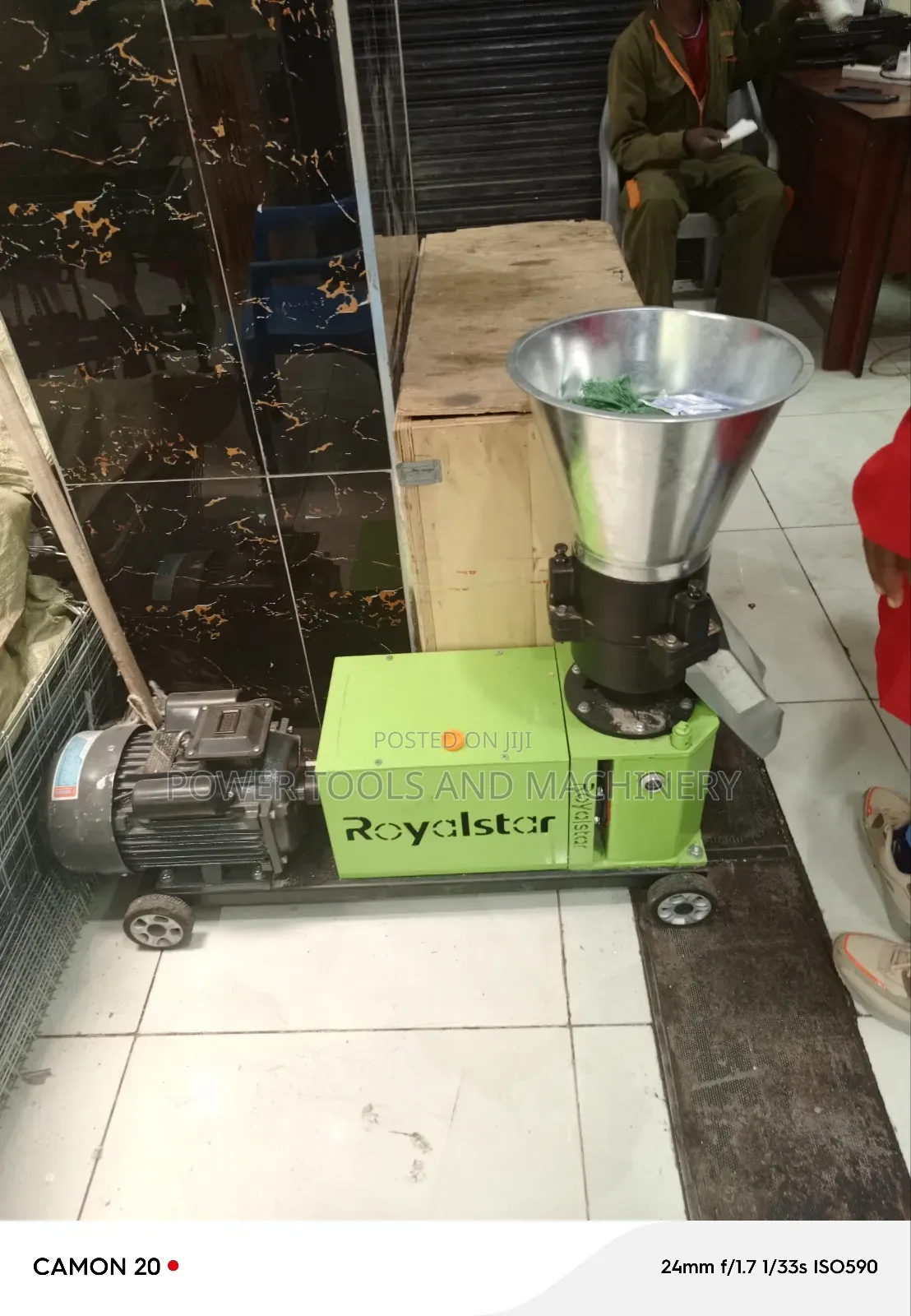 Royalstar Pallet Machine 200-300kgs Per Hour