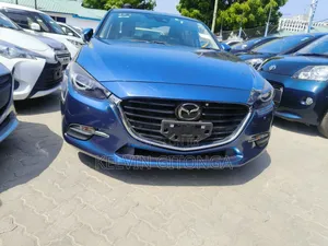 Mazda Axela 2018 Blue
