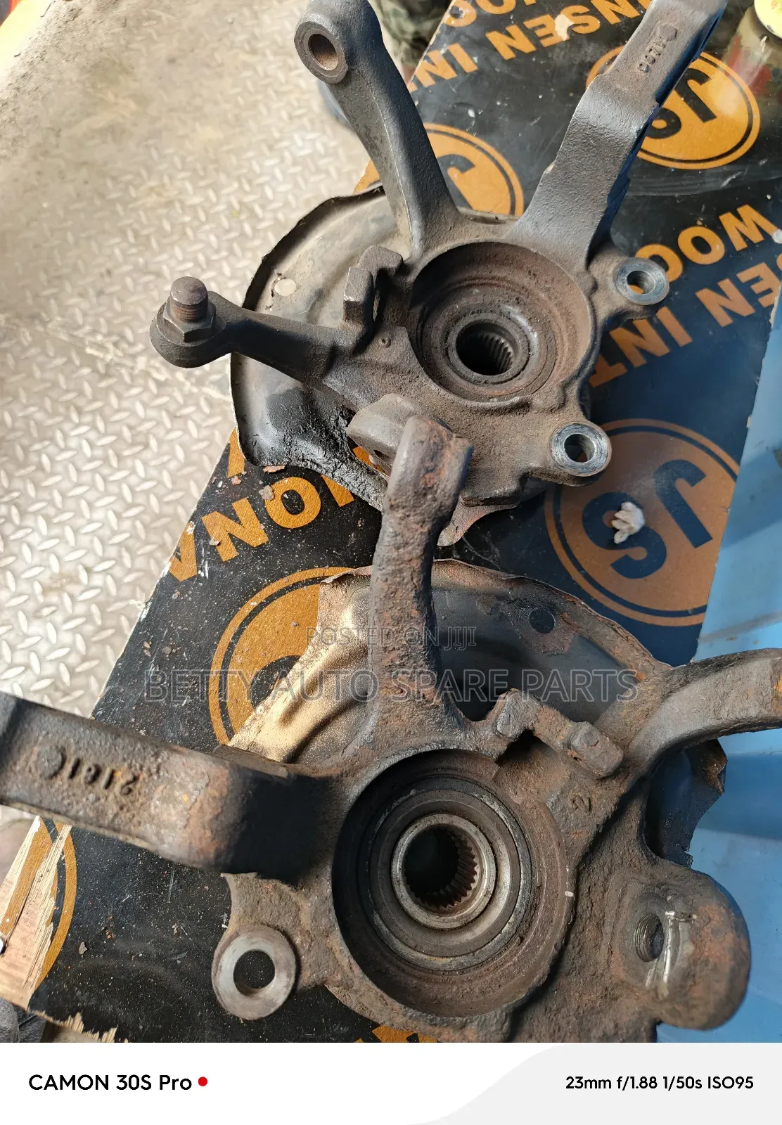 Nissan X-Trail Front Hub