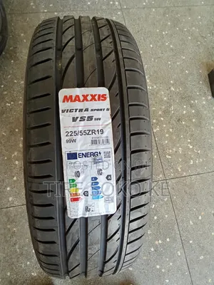 225/55zr19 Maxxis Victra Sport Vs5
