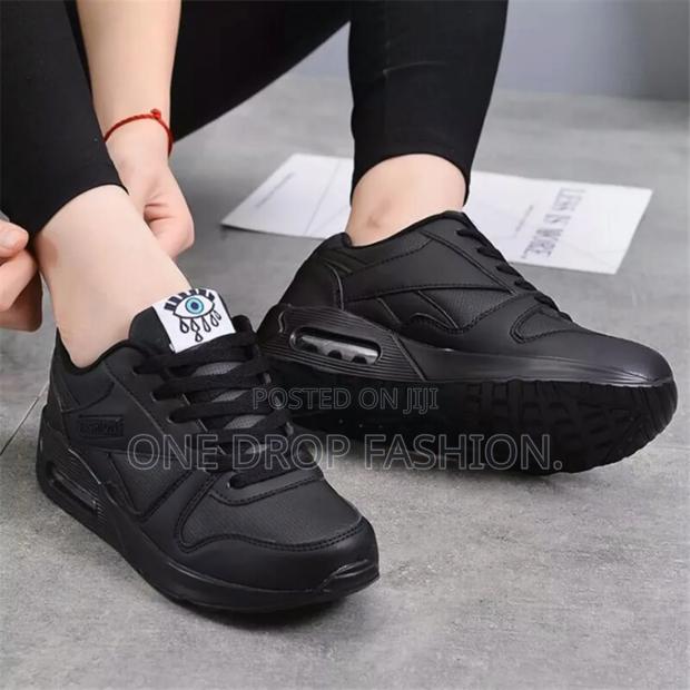 Quality Sneakers - thumbnail 2