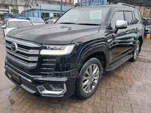 Toyota Land Cruiser 2024 Black