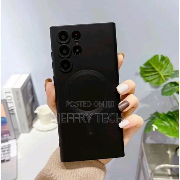 Samsung Galaxy S24 Ultra Soft Black Phone Case/ Cover