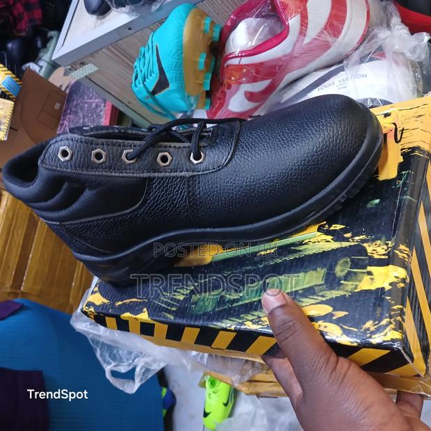 Safety Boots Size 37 to 45 1st Quality - thumbnail 4