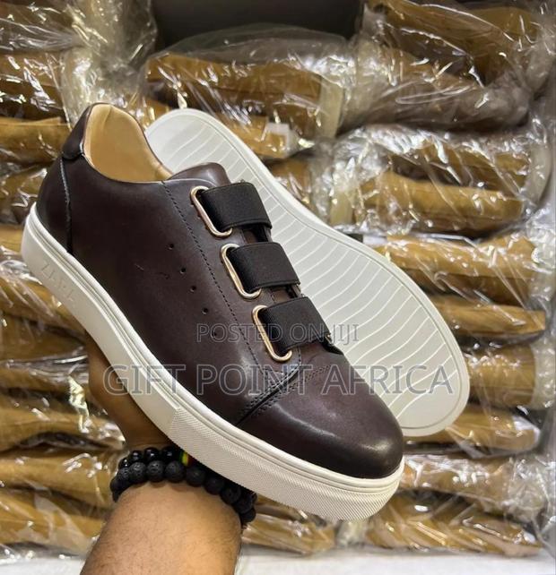 Zara Leather Smart Casual for Men - thumbnail 2