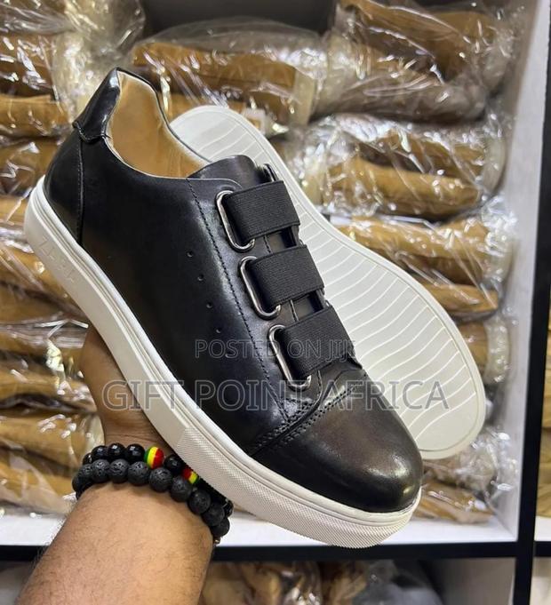 Zara Leather Smart Casual for Men - main view