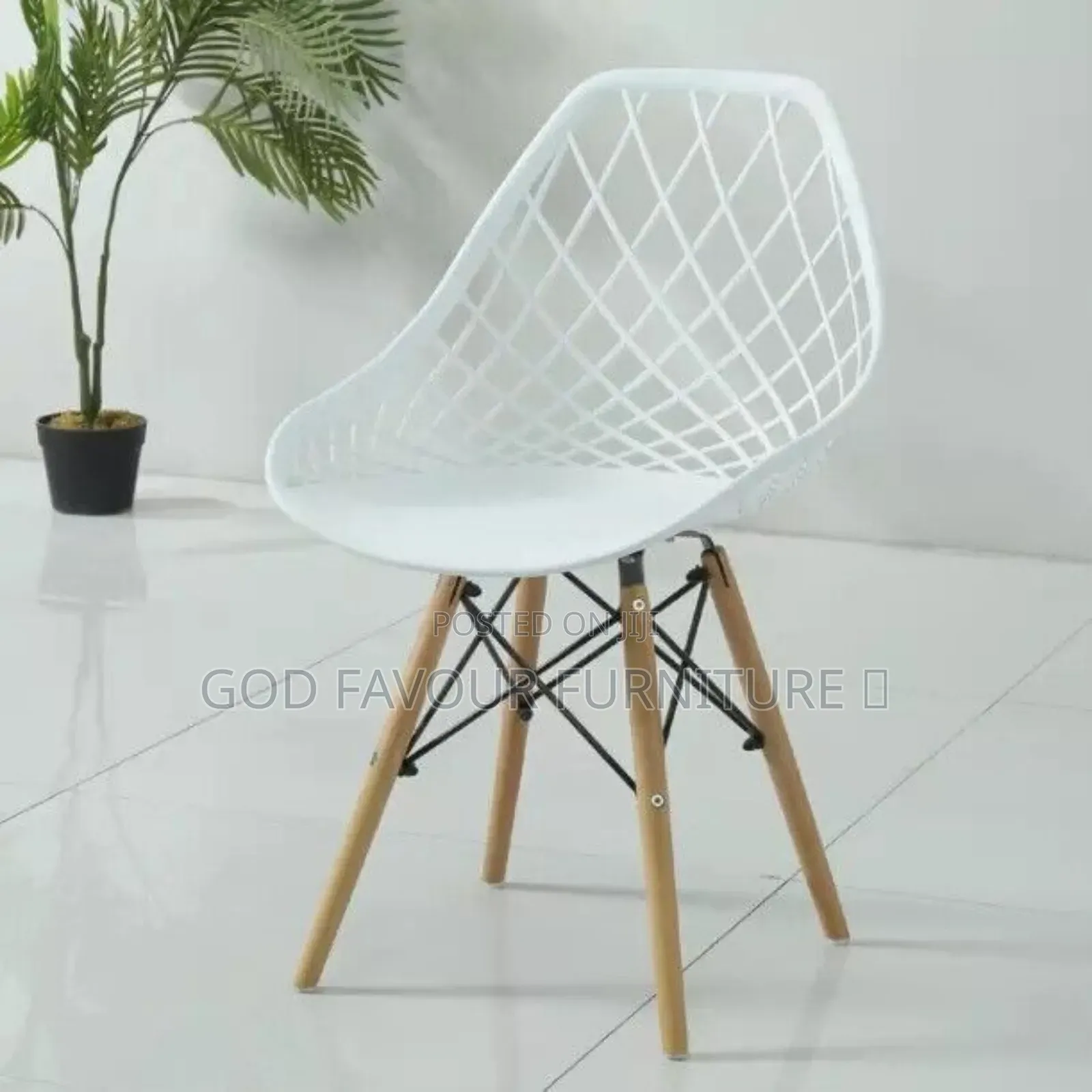 Vintage White Mesh Eames Dining Chair Vx3b