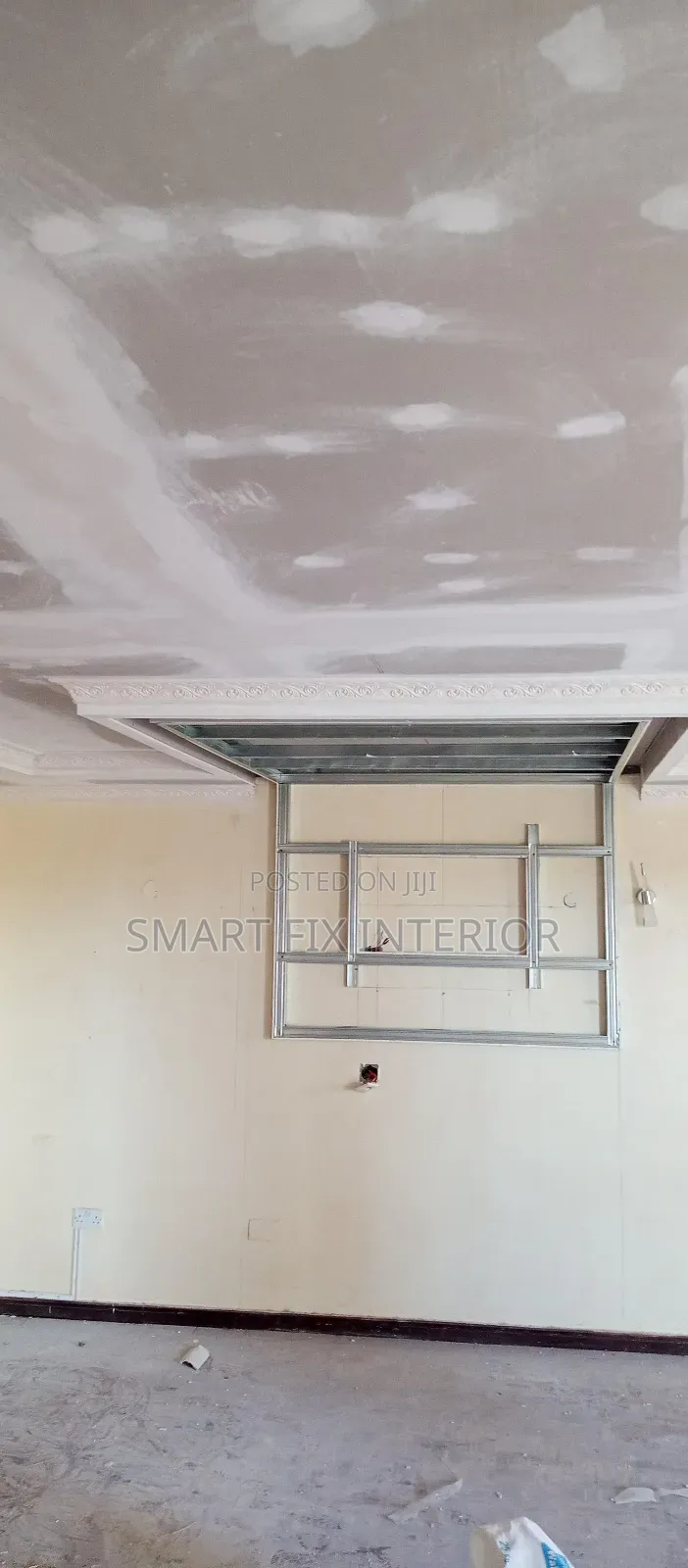 Gypsum/Costic Ceilings/Design and Installation/Cornise