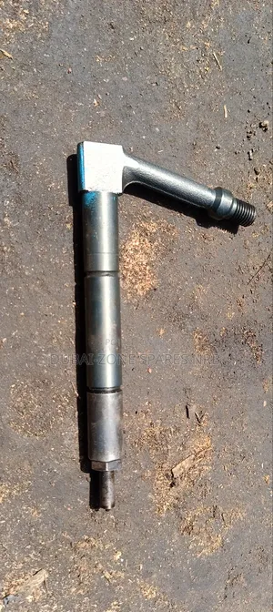 Nozzle Zd30,Yd25 Caravan Navara.