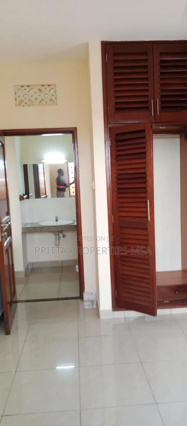 1bdrm Apartment in Nyali Customs for rent - thumbnail 13