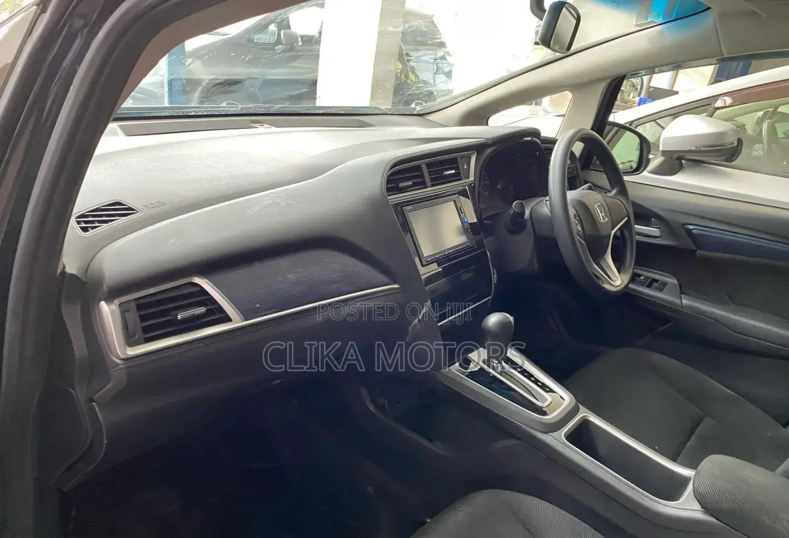 Honda Fit Shuttle 2017 Blue
