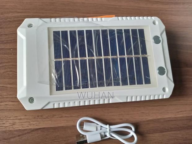 100 Watts Portable Solar Torch - thumbnail 3
