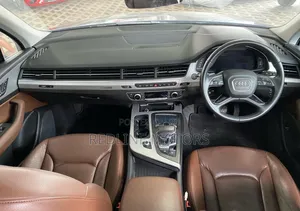 Audi Q7 2018 Gray