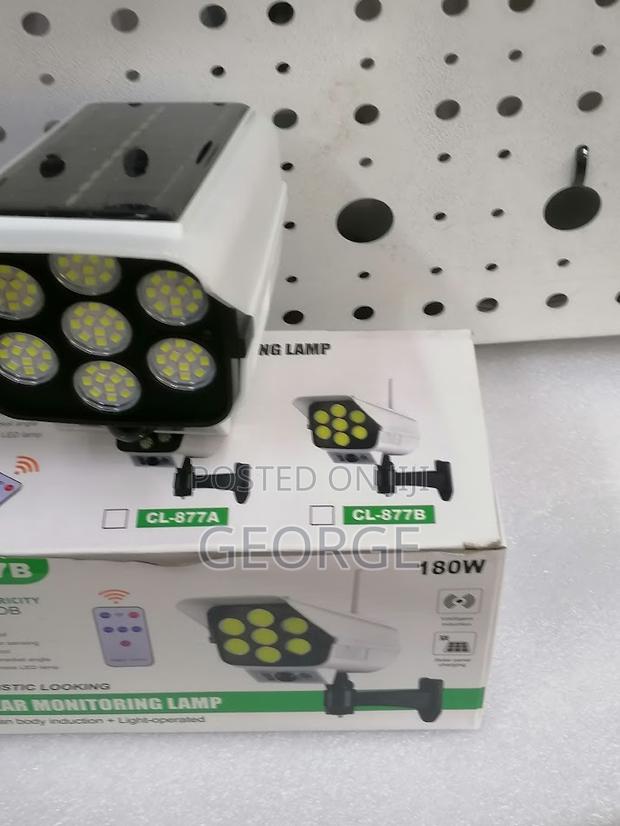 Unique Dummy Cctv Solar Light Outdoor Monitoring Lamp