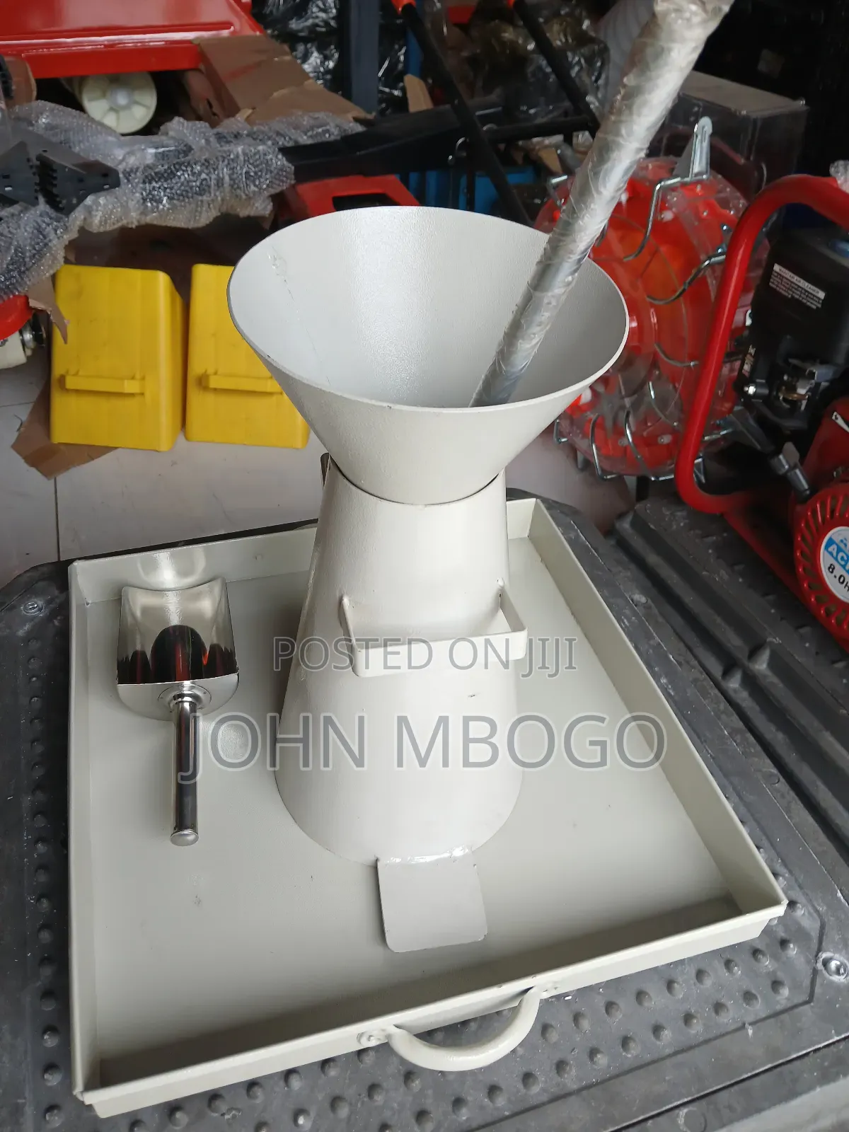 Slump Cone Test Set . Concrete Test