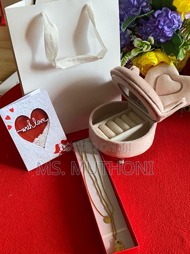 Valentines/Birthday Ladies Set With Jewellery Box - thumbnail 16